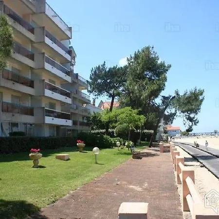 Apartment Les Pieds Dans L'eau